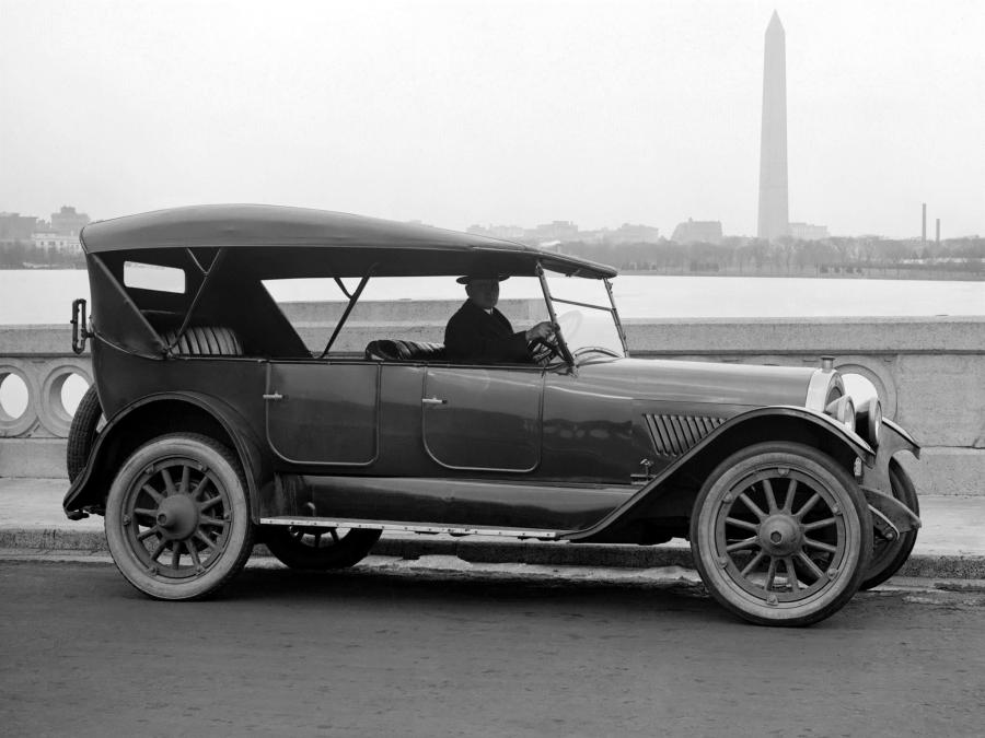  Oldsmobile Model 45 Touring 1917 года  (фото 6 из 12)